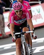 Kim Kirchen am Ziel der 14. Etappe der Tour de France 2007